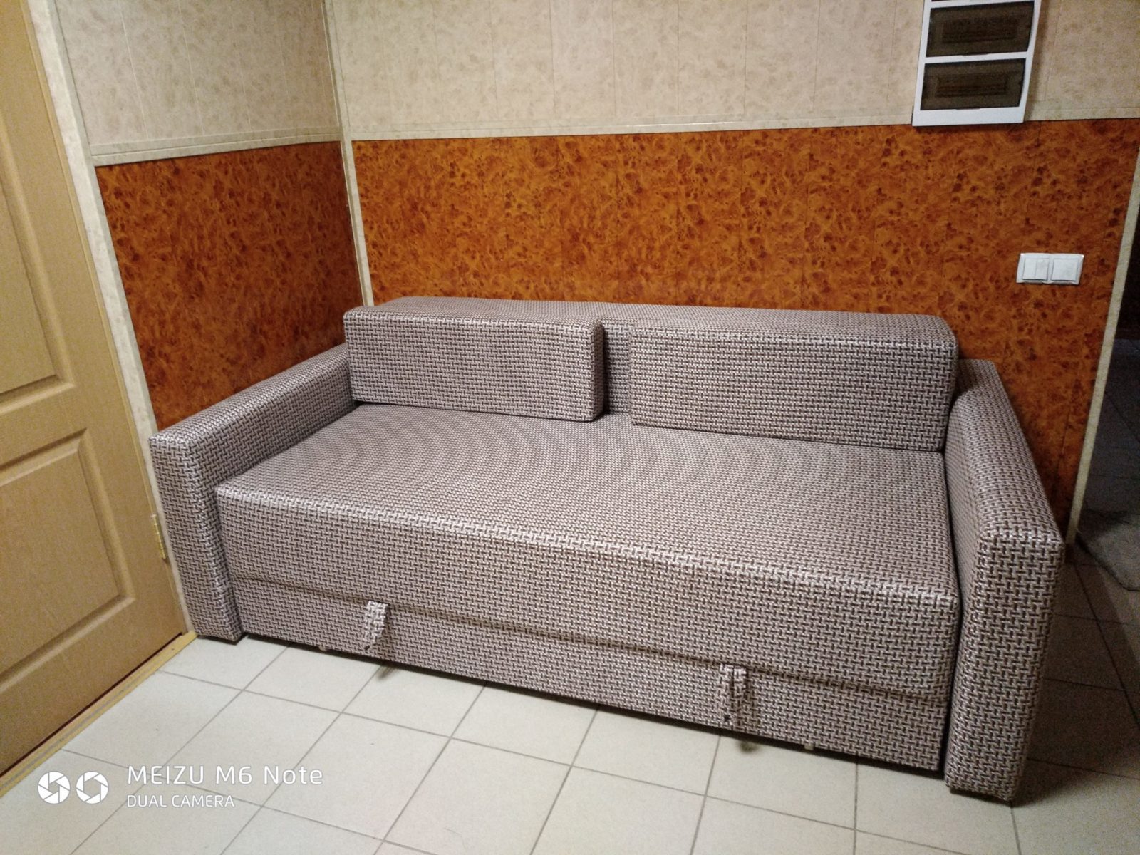 Диван выкатной 1,6 на 2 метра - МебельNora - качественная мебель по доступным ценам.
