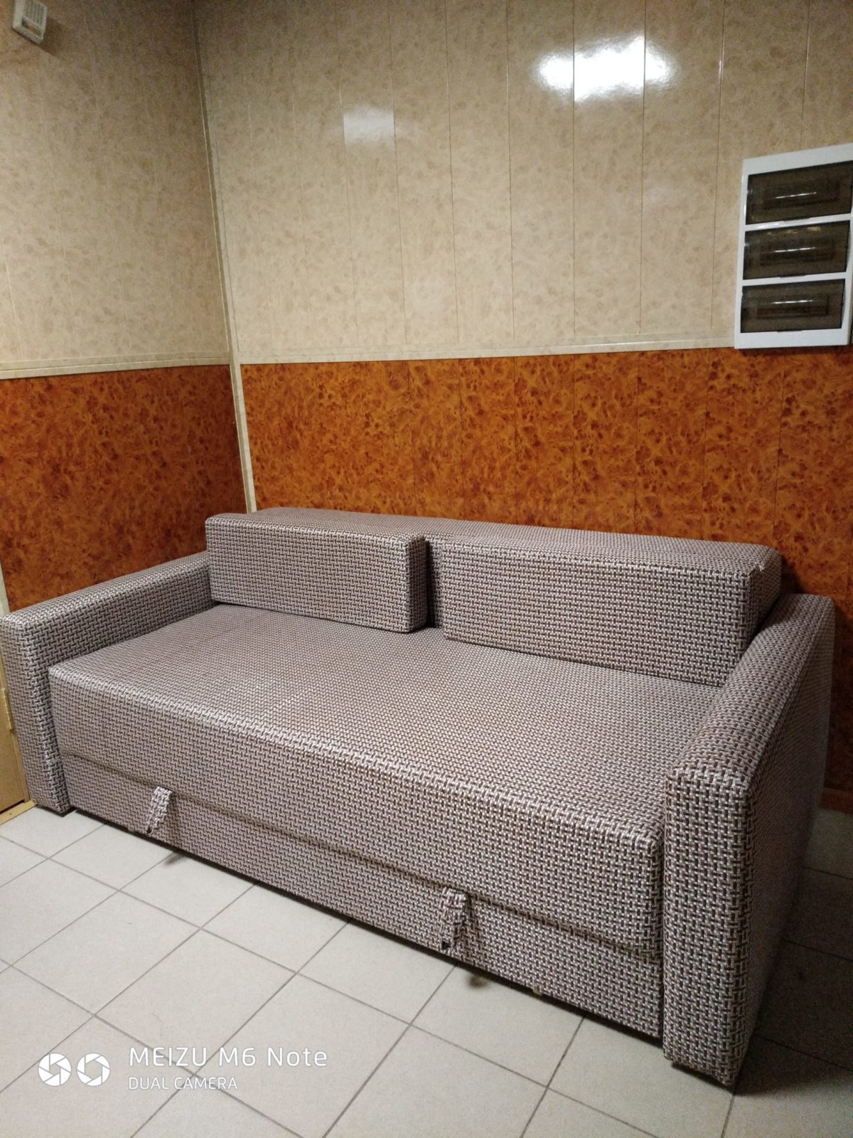 Диван выкатной 1,6 на 2 метра - МебельNora - качественная мебель подоступным ценам.